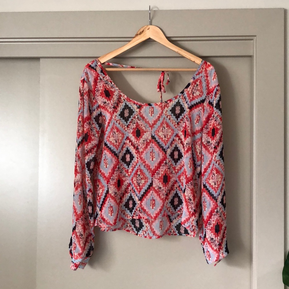 Cute patterned long sleeve blouse